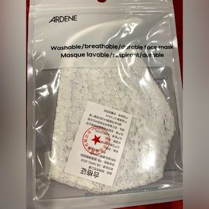 Ardene Face Mask